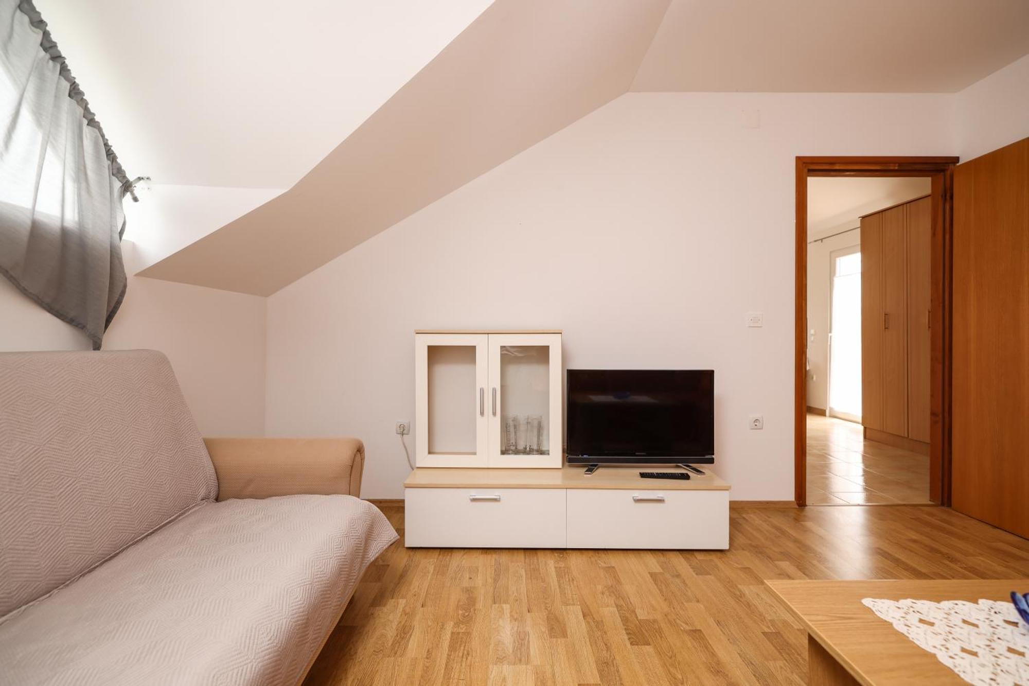 Apartments Kika 宁 外观 照片