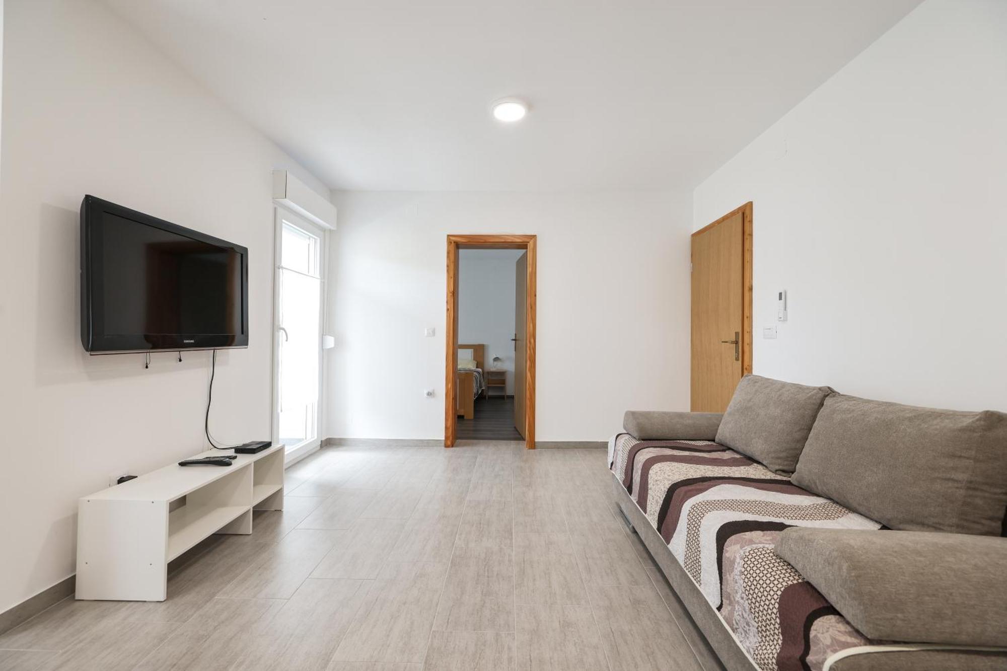 Apartments Kika 宁 外观 照片